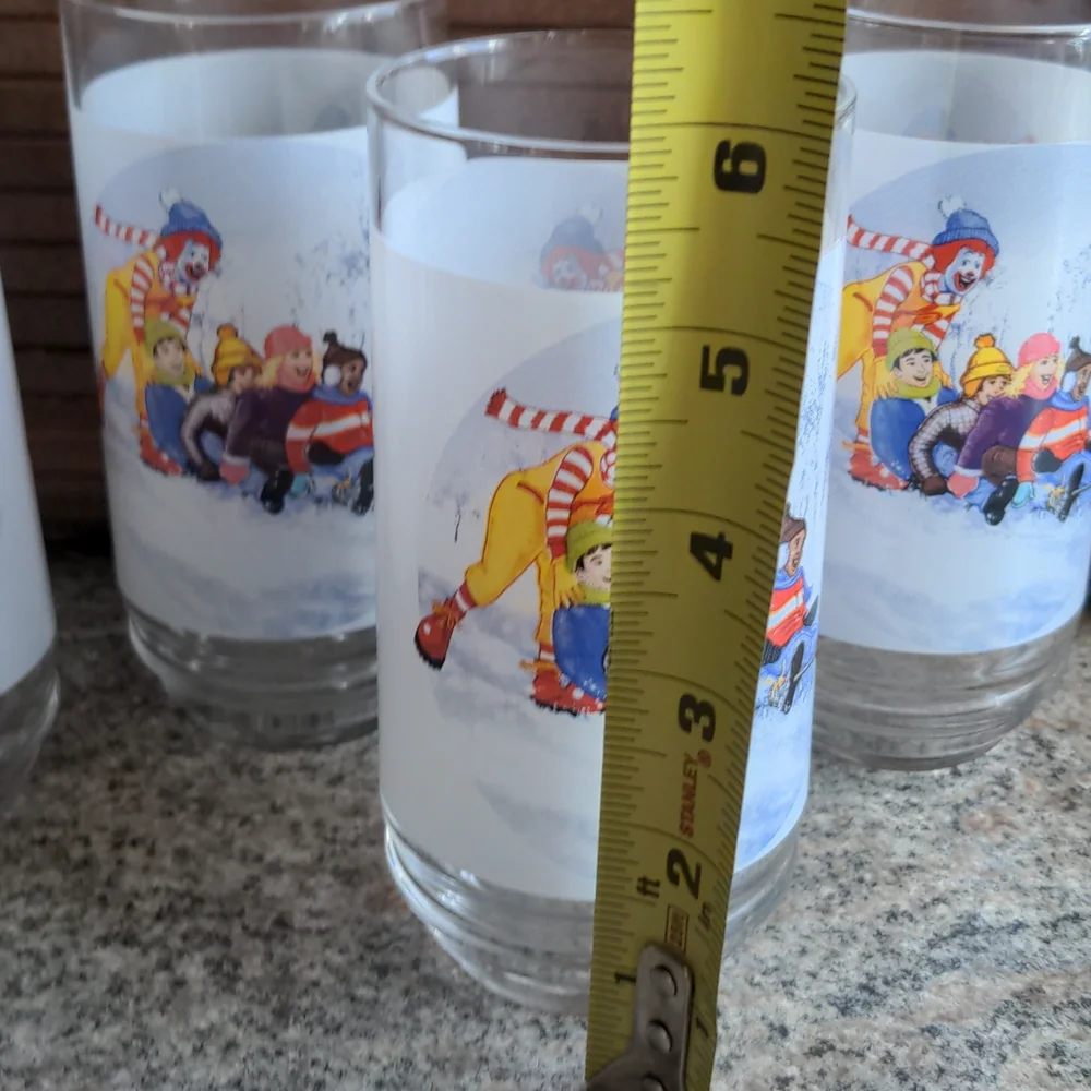 Vintage McDonald's Winter Scene Ronald McDonald Glasses- Set of 4